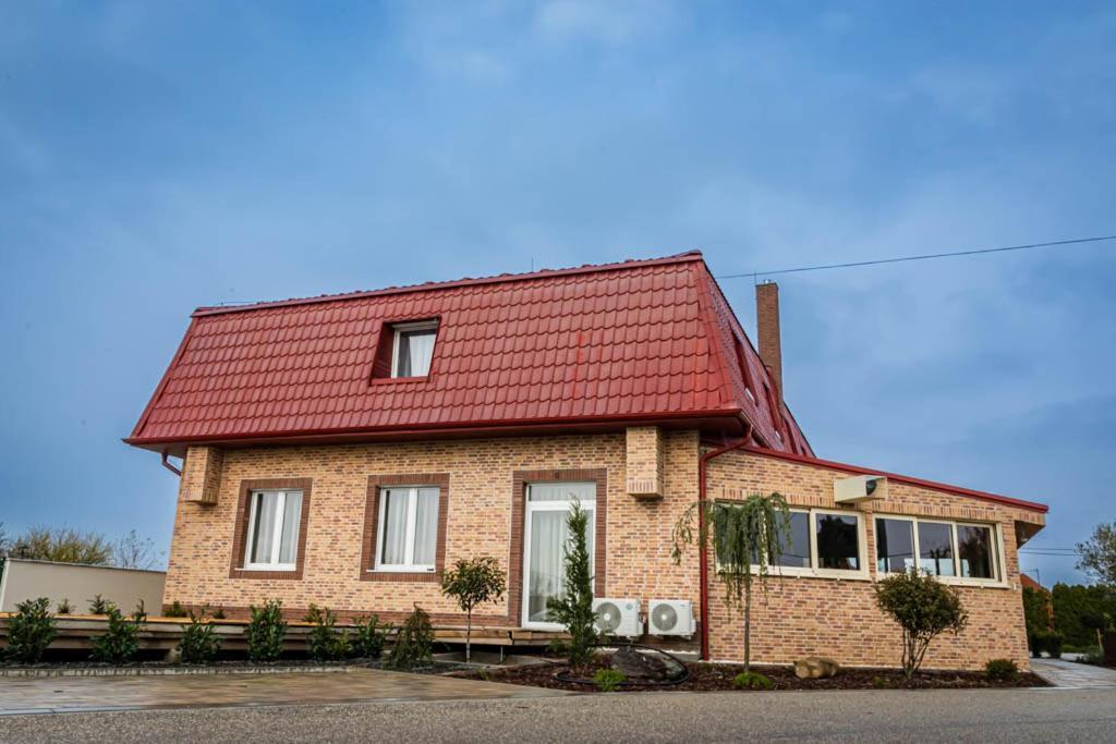 Villa Poton 2023 Horna Poton Luaran gambar